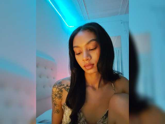 Leaberry live webcam show