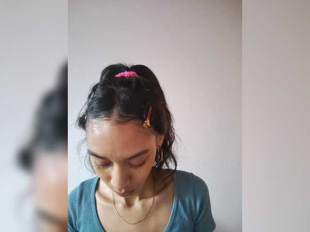 Leaberry live cam on BongaCams
