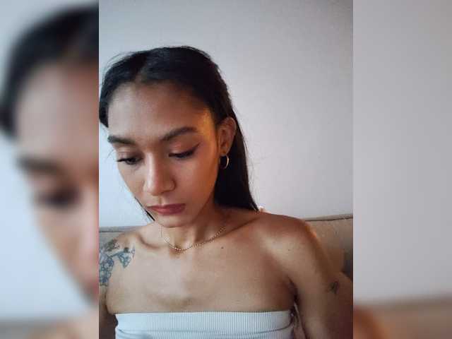 Leaberry live cam on BongaCams