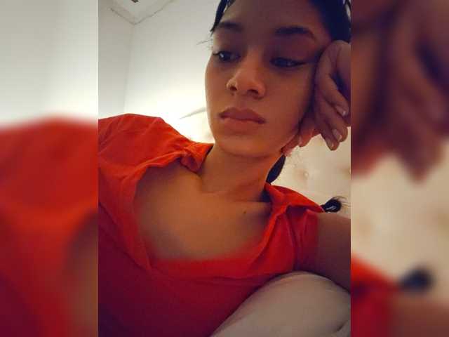 Leaberry live cam preview