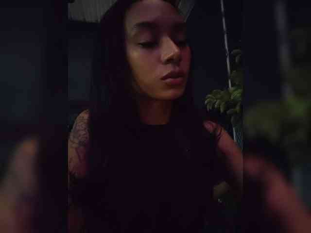 Leaberry Live Webcam on BongaCams