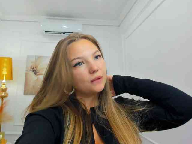 MariaRobinson webcam