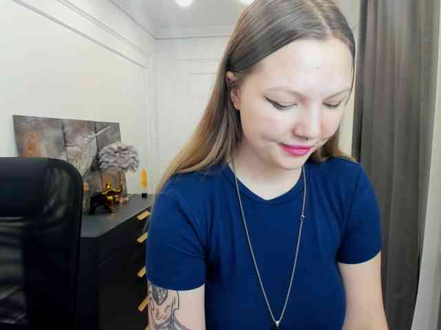 MariaRobinson webcam