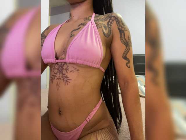 valflowers live cam on BongaCams