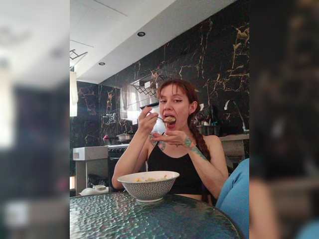 RevySadashiTrue live cam on BongaCams