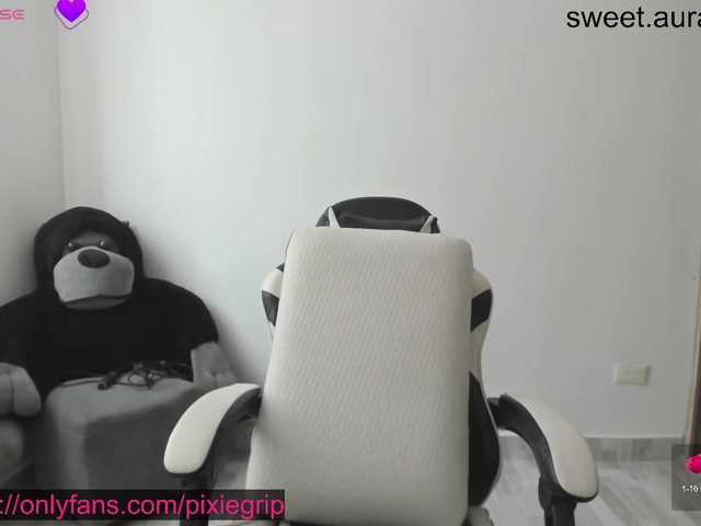 RevySadashiTrue live cam on BongaCams