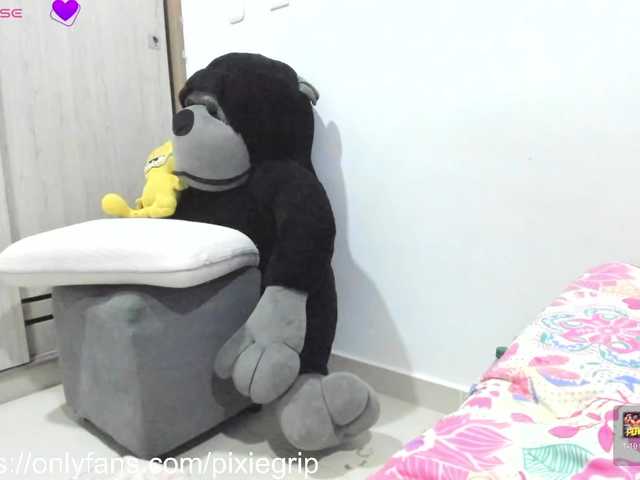 RevySadashiTrue live cam on BongaCams
