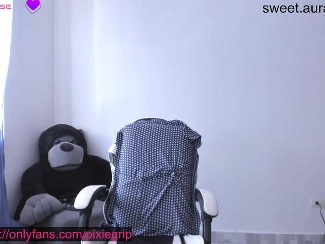 RevySadashiTrue live cam on BongaCams