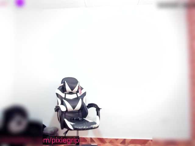 RevySadashiTrue live cam on BongaCams