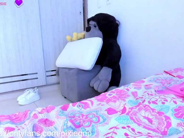 RevySadashiTrue live cam on BongaCams