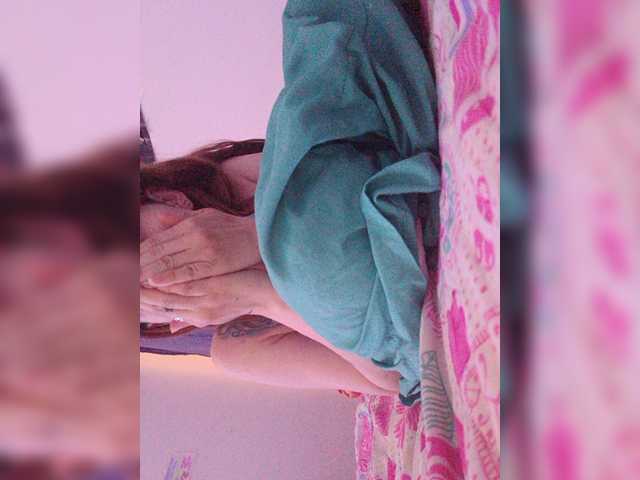 RevySadashiTrue live cam on BongaCams