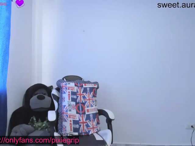RevySadashiTrue live cam on BongaCams