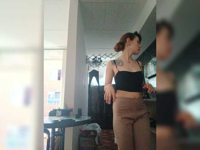 RevySadashiTrue live cam on BongaCams