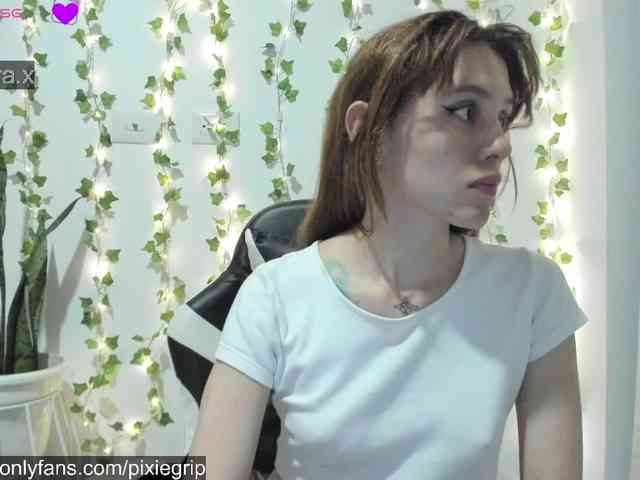 RevySadashiTrue webcam