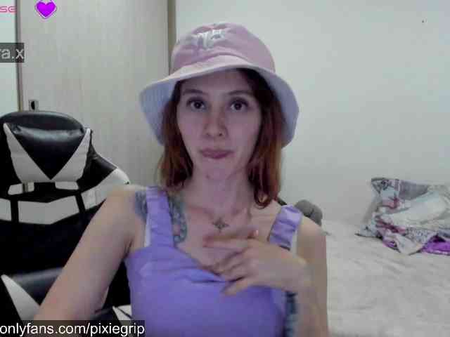 RevySadashiTrue webcam