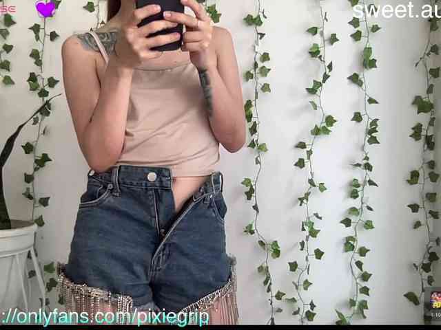RevySadashiTrue webcam