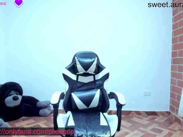 RevySadashiTrue webcam