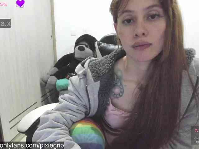 RevySadashiTrue webcam