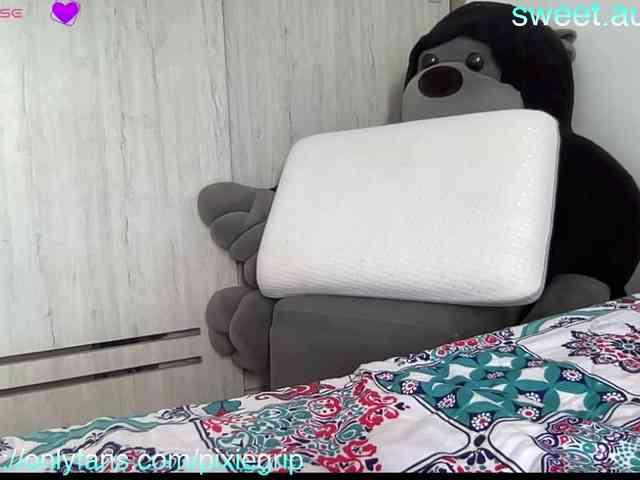 RevySadashiTrue webcam