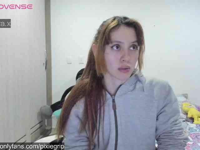 RevySadashiTrue webcam