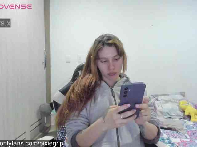 RevySadashiTrue webcam