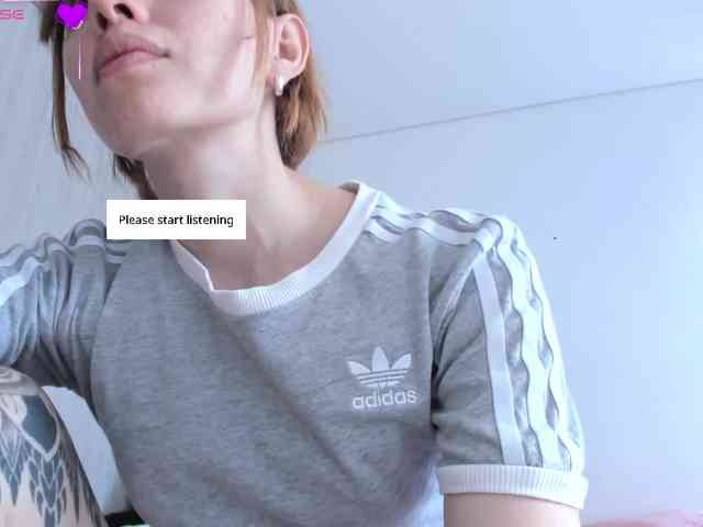 RevySadashiTrue webcam