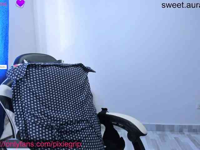 RevySadashiTrue webcam