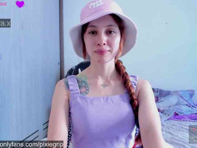 RevySadashiTrue Live Webcam on BongaCams