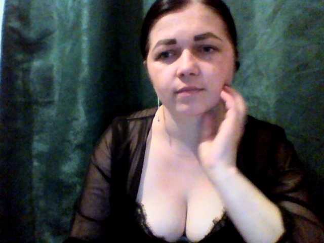 Vitalina272127 live cam on BongaCams