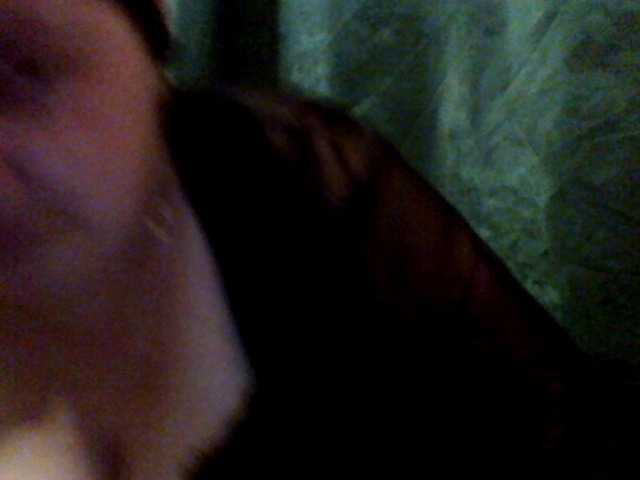 Vitalina272127 live cam on BongaCams