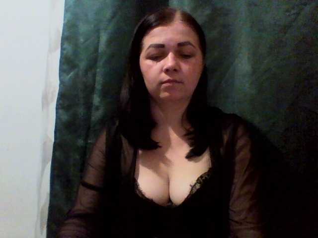 Vitalina272127 live cam on BongaCams