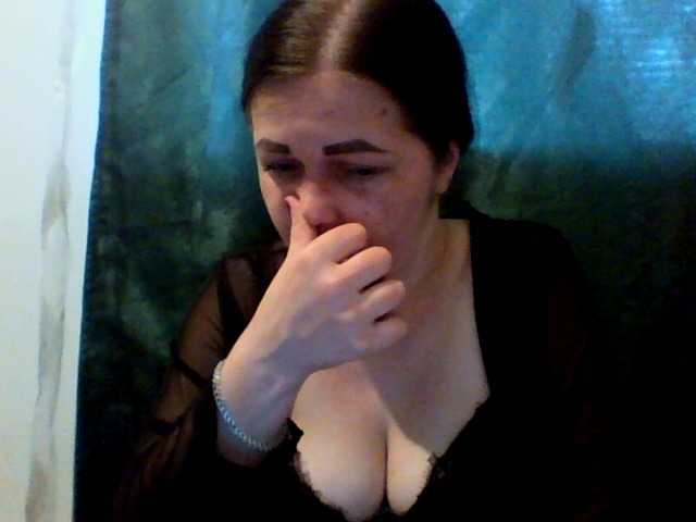 Vitalina272127 live cam on BongaCams