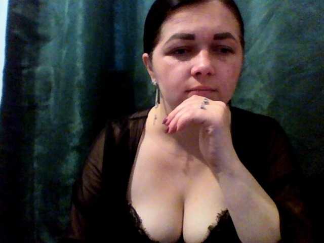 Vitalina272127 live cam on BongaCams
