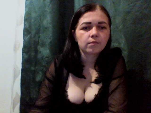 Vitalina272127 live cam on BongaCams