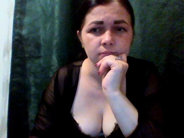 Vitalina272127 live cam on BongaCams