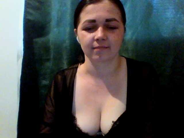 Vitalina272127 live cam on BongaCams