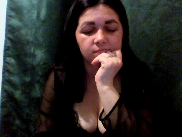 Vitalina272127 live cam on BongaCams
