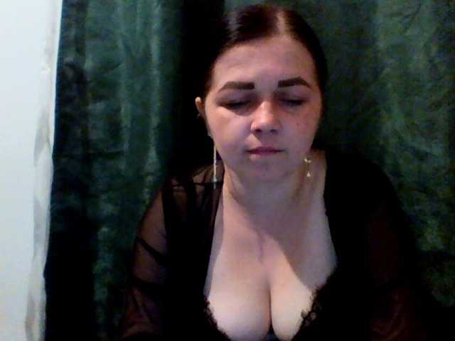 Vitalina272127 live cam on BongaCams
