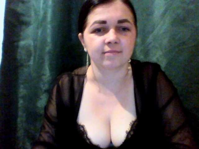 Vitalina272127 live cam on BongaCams