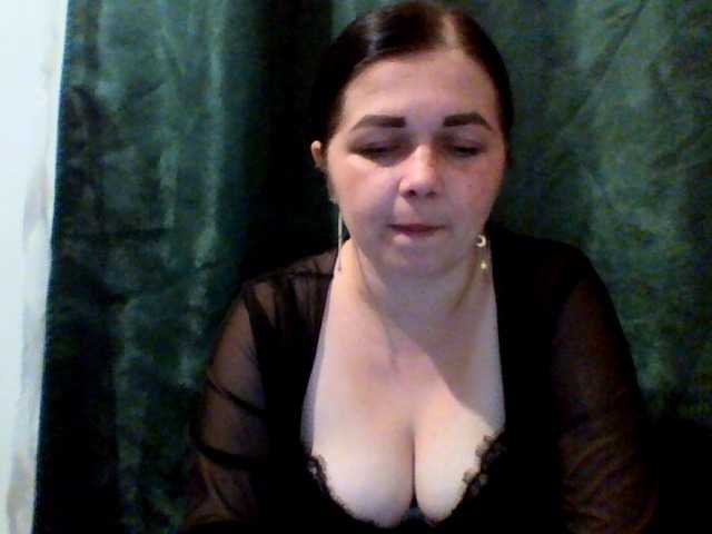 Vitalina272127 live cam on BongaCams