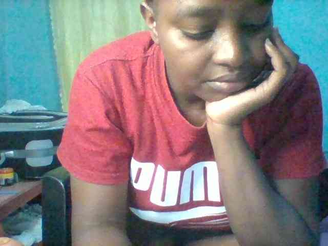 Njeee76 webcam