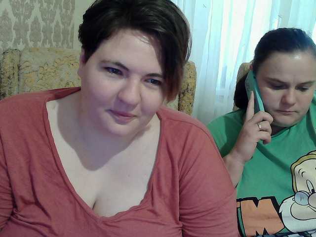 HollyXEva
