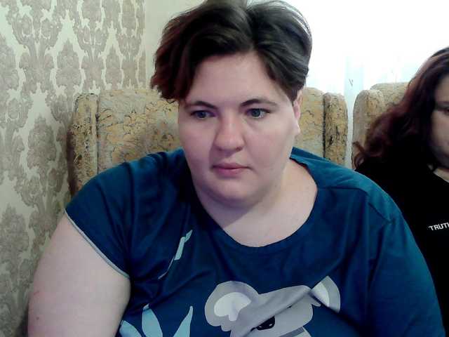 HollyXEva