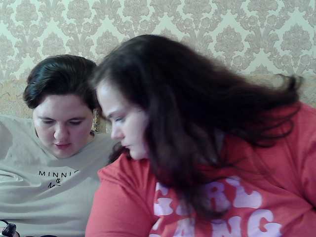 HollyXEva