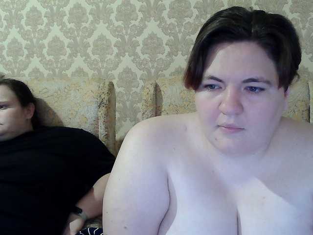 HollyXEva