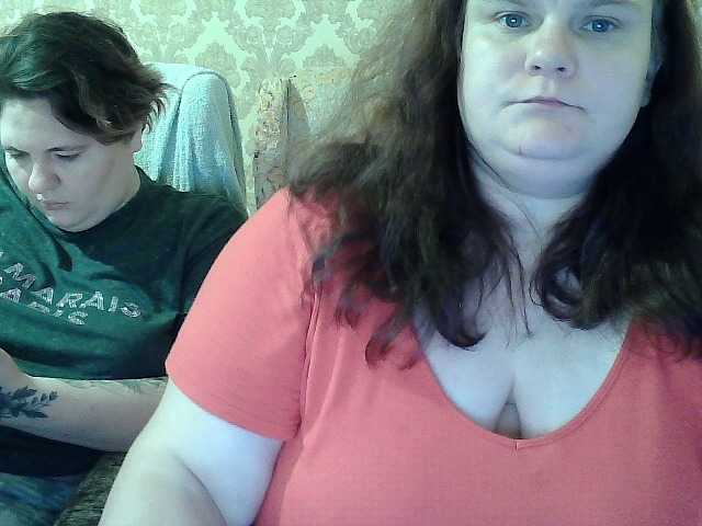 HollyXEva