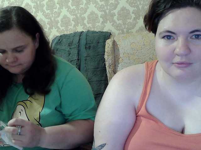 HollyXEva live cam on BongaCams