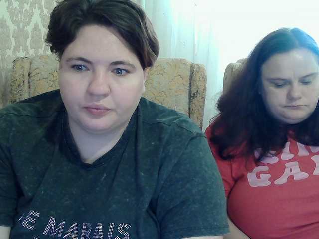 HollyXEva live cam on BongaCams