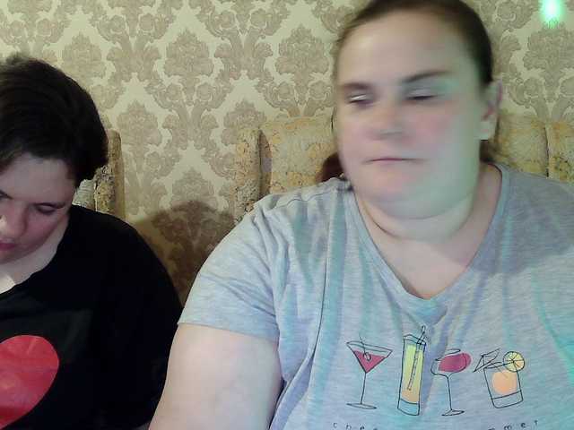 HollyXEva