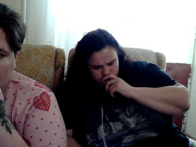 HollyXEva